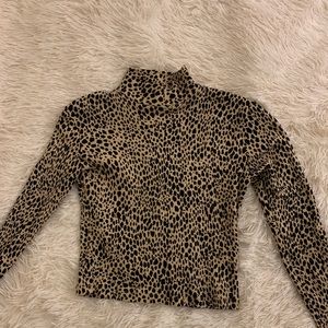 Brandy Melville leopard cropped turtleneck